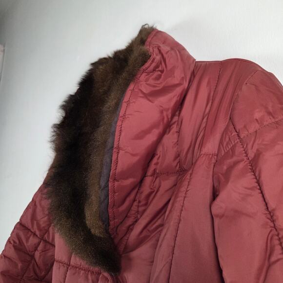 Vintage Quilted Jacket Womens Size 12 Real Fur Collar Long Rust Burnt Red Belted - Picture 8 of 11
